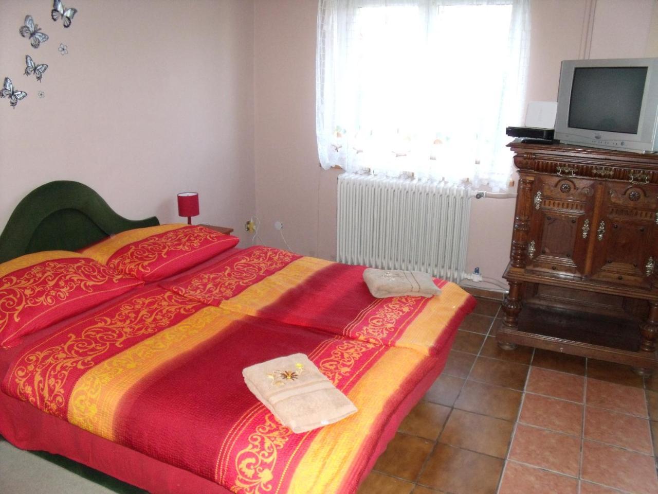 Ferienwohnung Viola Vendeghaz Kehidakustány Exterior foto